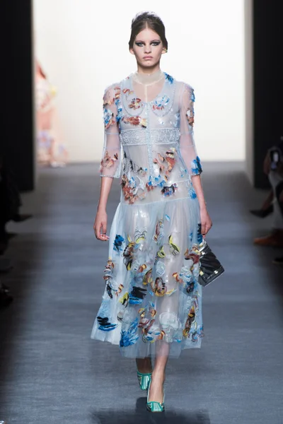 Look 7